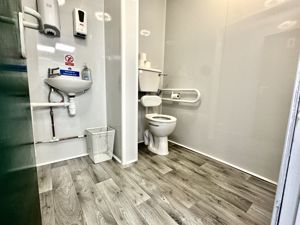 Disabled WC- click for photo gallery